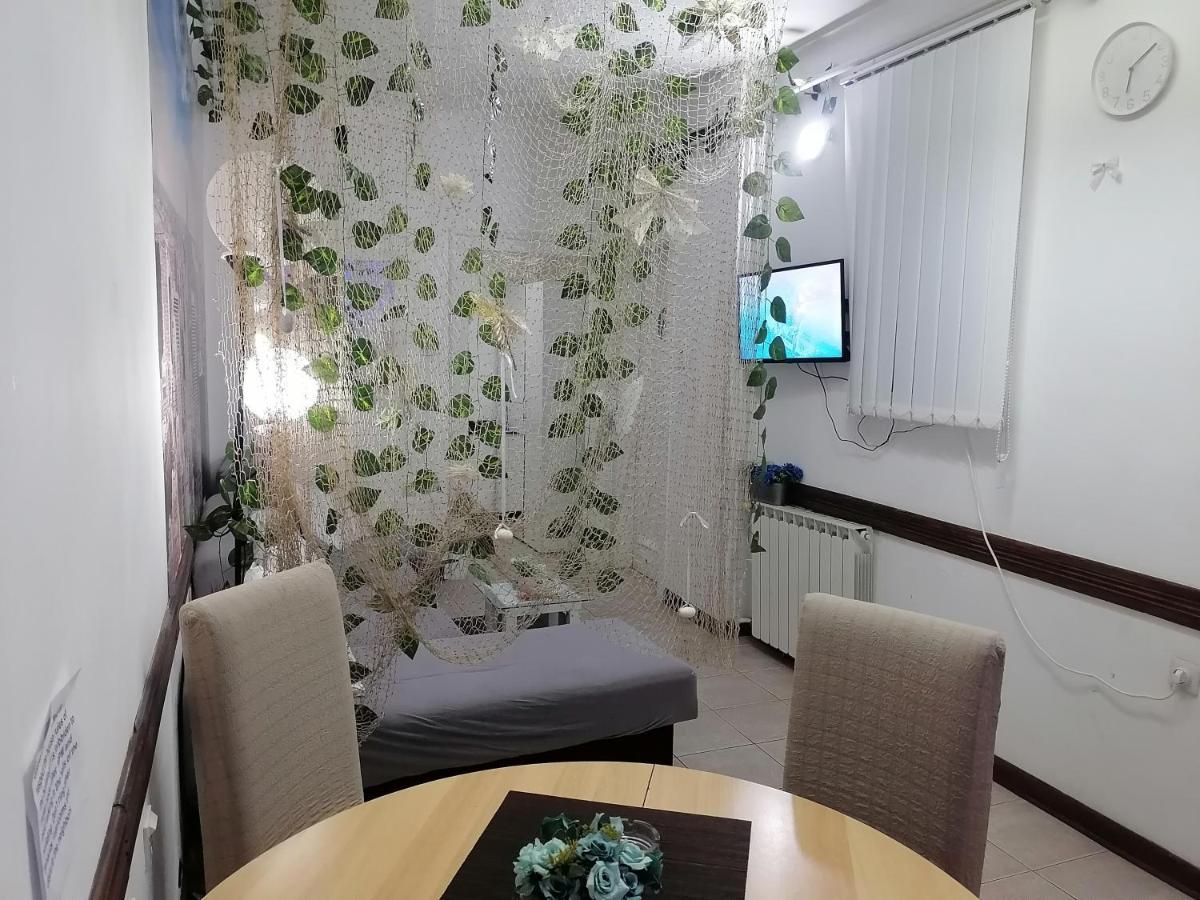 Low Cost Apartment Белград Экстерьер фото