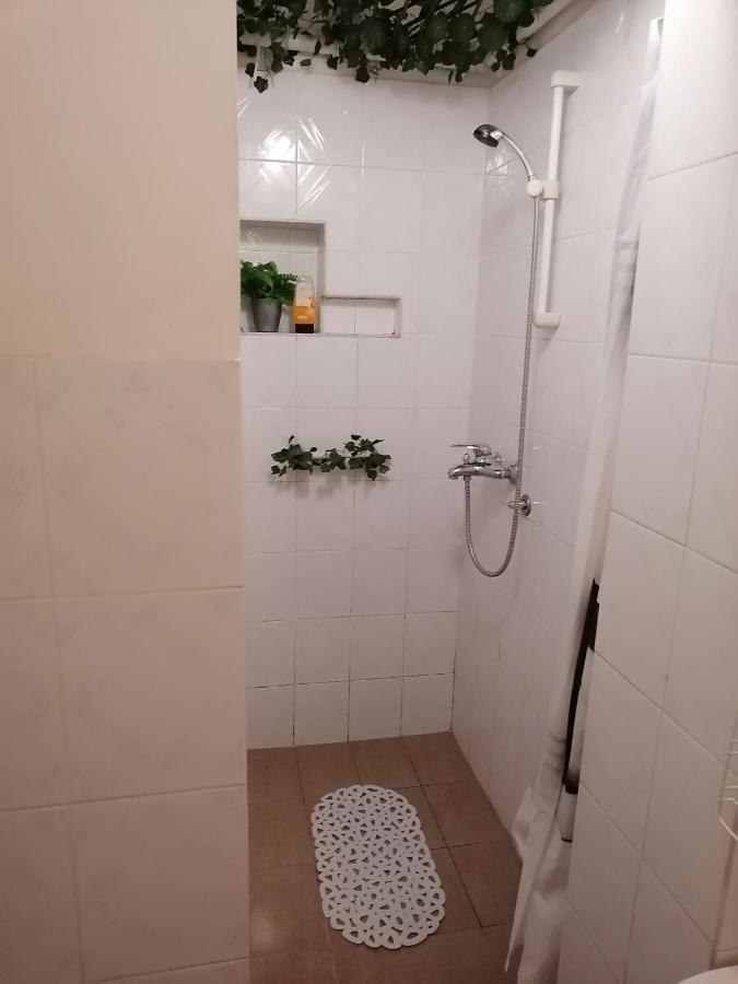 Low Cost Apartment Белград Экстерьер фото